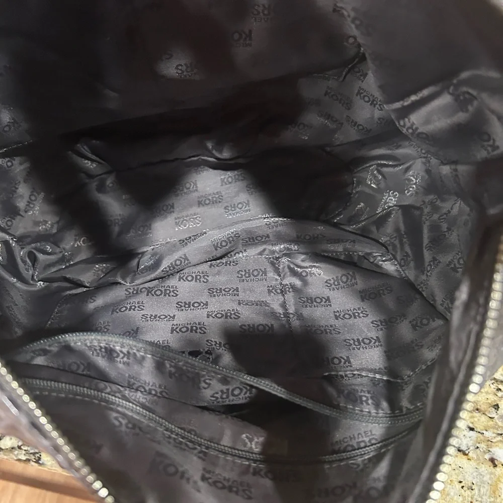 MICHAEL Michael Kors FULTON HOBO SHOULDER BAG GRAY EMBOSSED LEATHER SILVER - Picture 8 of 8